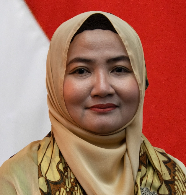 Dr. Dien Nurmarina Malik Fadjar, M.A.
